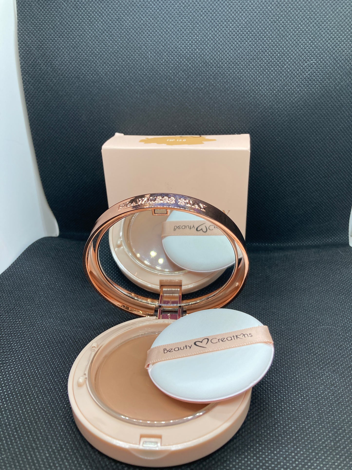 Polvos Flawless Stay de Beauty Creations